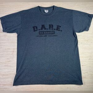 D.A.R.E. “To Resist Drugs & Violence” Heather Gray Graphic Tee Sz M (2010s)